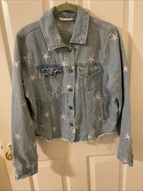 Star-Embroidered Light Wash Denim Jacket Native daughter “I’m seeing stars” Lg